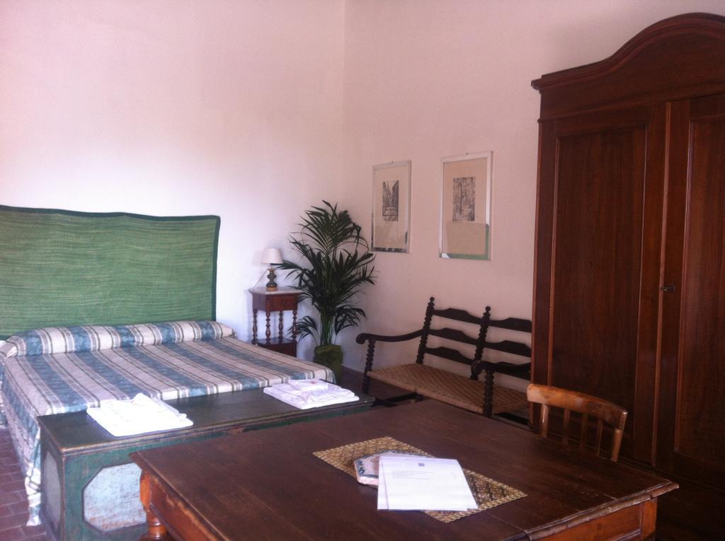 La Rocca Della Rosa Villa Zafferana Etnea Room photo